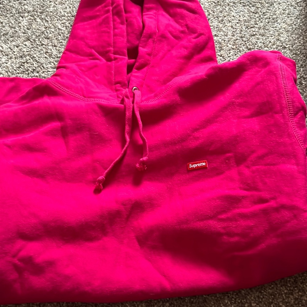 Supreme Size Medium Magenta Small Box Logo Hoodie